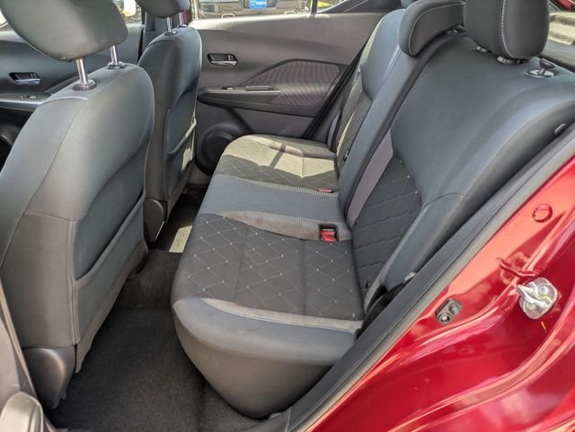 Used 2019 Cayenne Red Nissan SV image 20