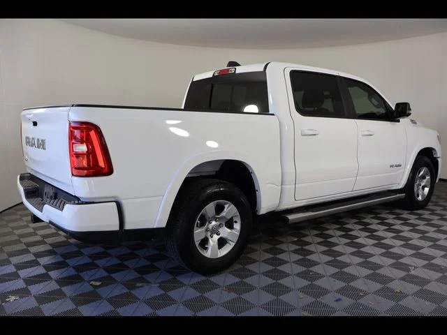 Used 2025 White Ram Big Horn/Lone Star image 6