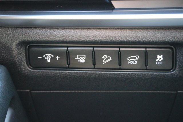 Used 2025 Black Kia EX X-Line image 20