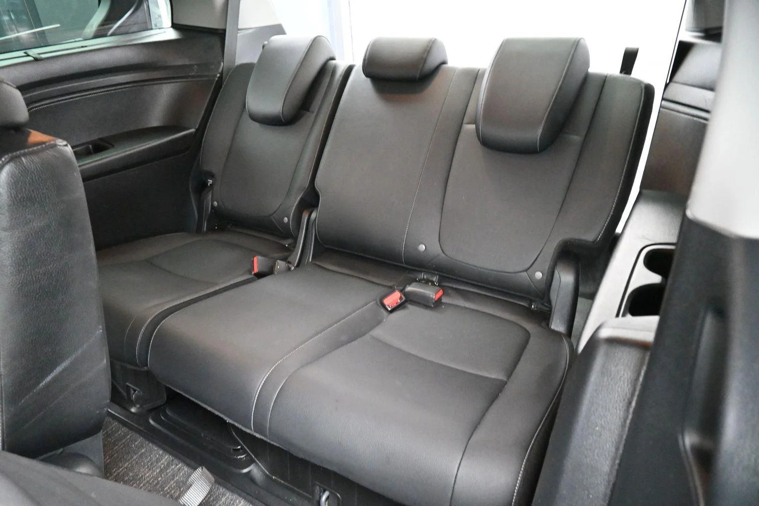Used 2023 Modern Steel Metallic Honda Touring image 34
