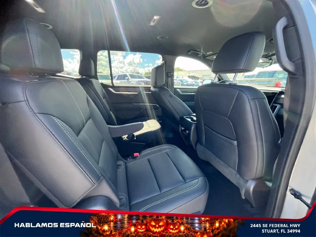 Used 2026 Sterling Metallic GMC Elevation image 19