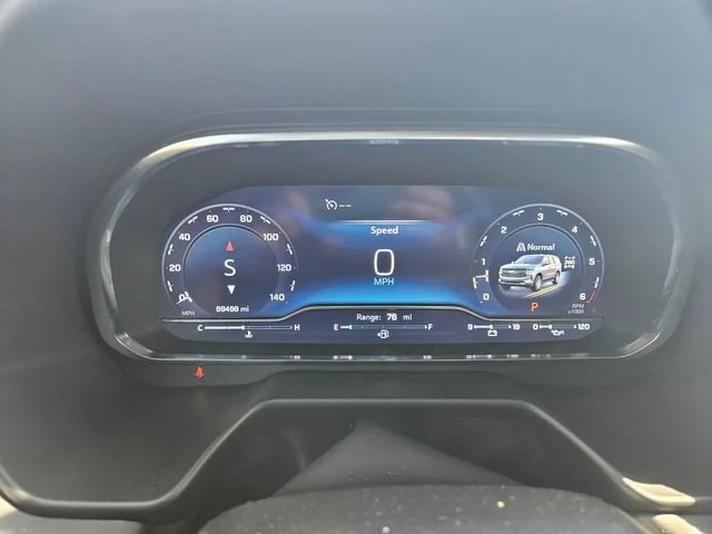 Used 2023 Empire Beige Metallic Chevrolet LT image 15