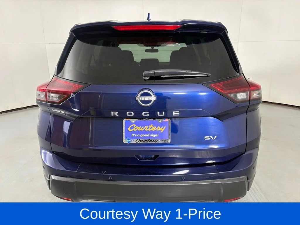 Used 2024 Blue Nissan SV image 9