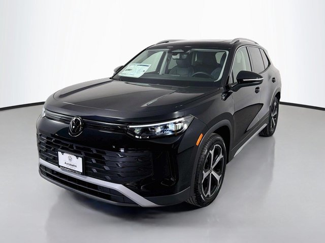 New 2026 Volkswagen Tiguan SE