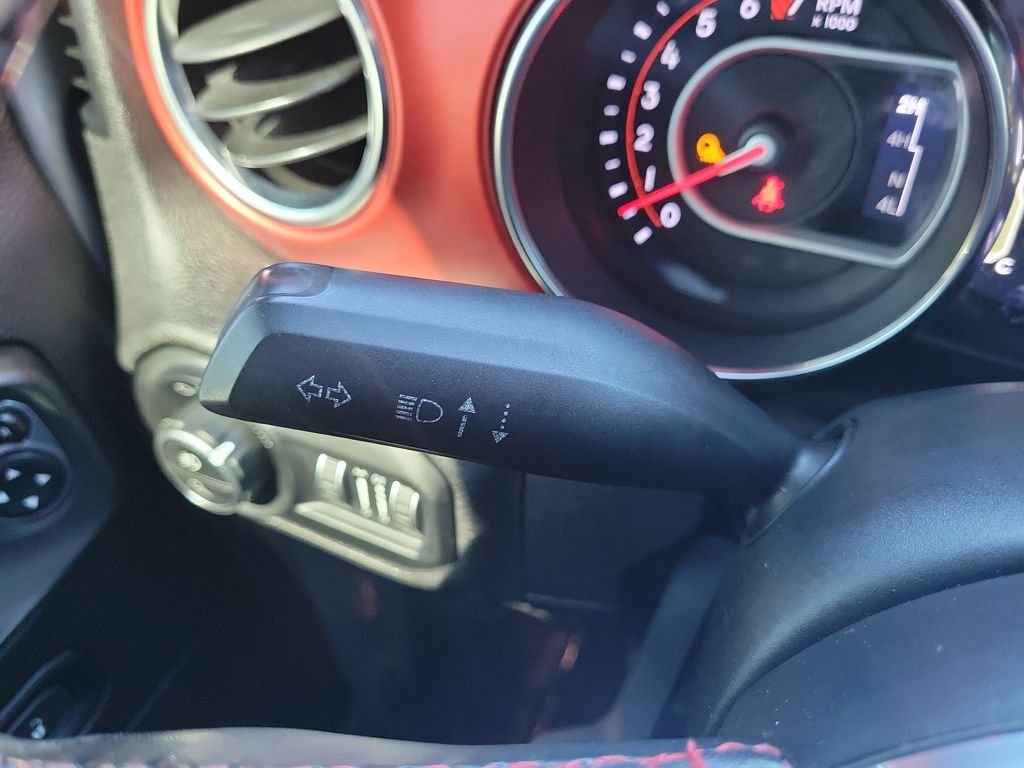 2020 Jeep Gladiator Rubicon - Photo 15