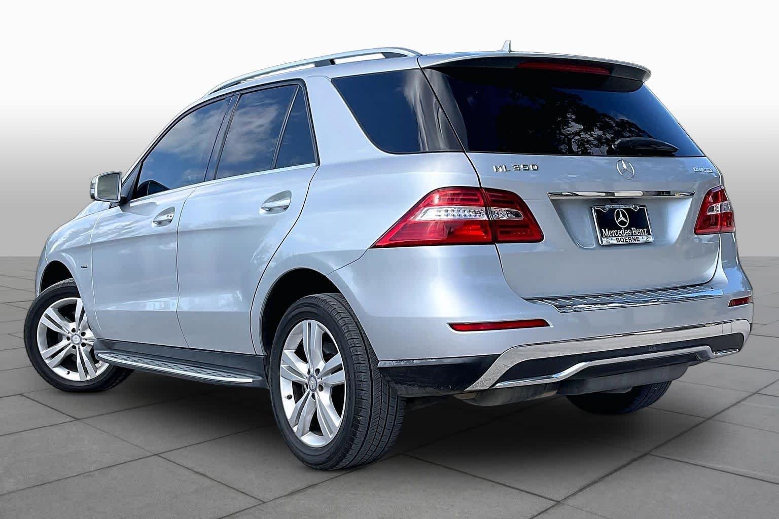 Used 2012 Iridium Silver Metallic Mercedes-Benz ML 350 BlueTEC® image 11