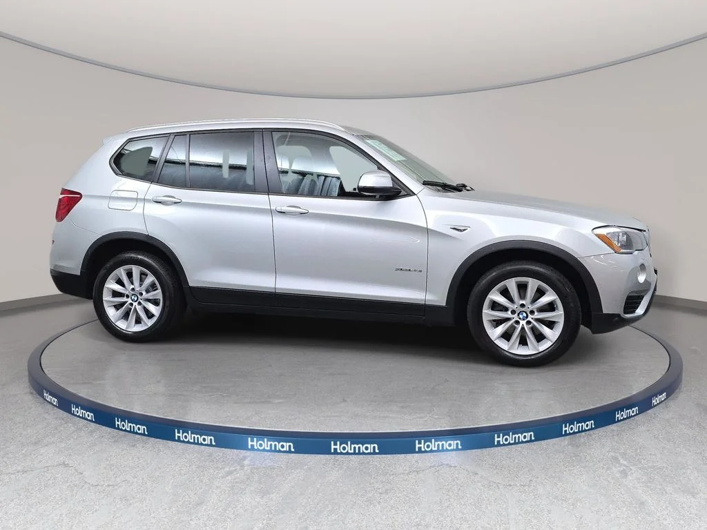 Used 2016 Glacier Silver Metallic BMW xDrive28i image 4