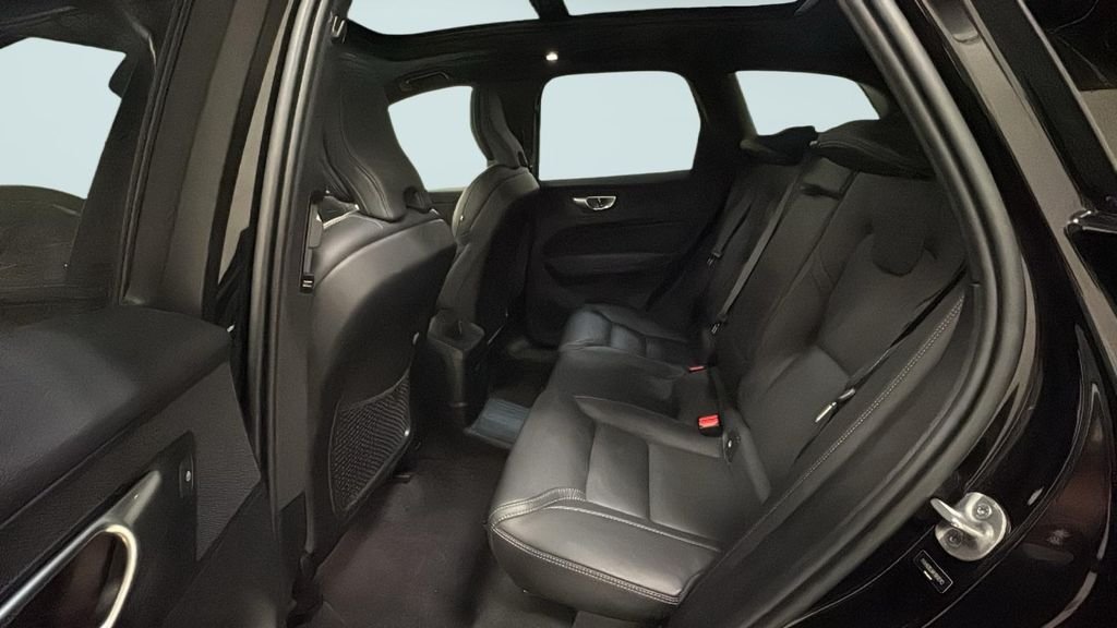 Used 2024 Black Volvo Ultimate image 12