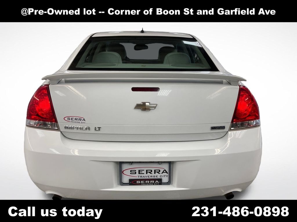 Used 2012 White Chevrolet LT image 4