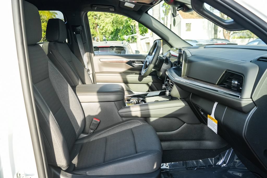 2026 Chevrolet Suburban LS - Photo 16