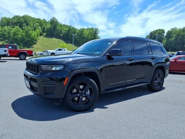 2021 Jeep Grand Cherokee L Altitude's photo