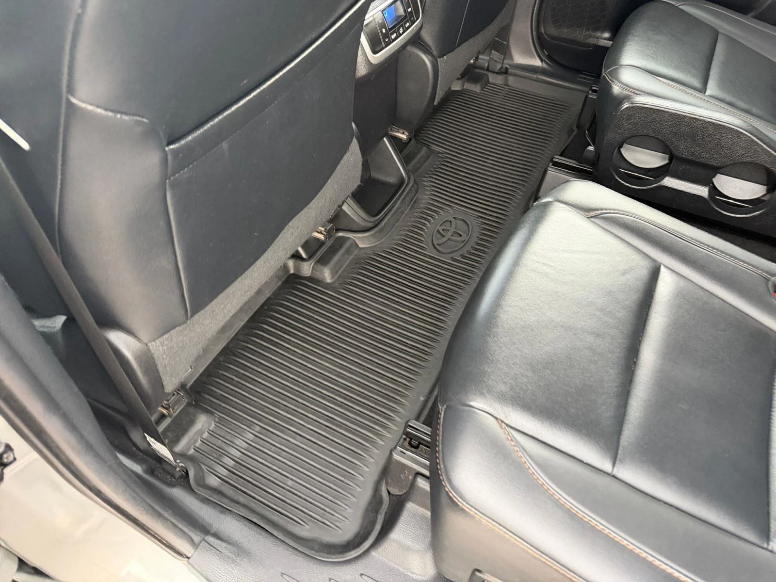 Used 2019 Celestial Silver Metallic Toyota XLE image 41