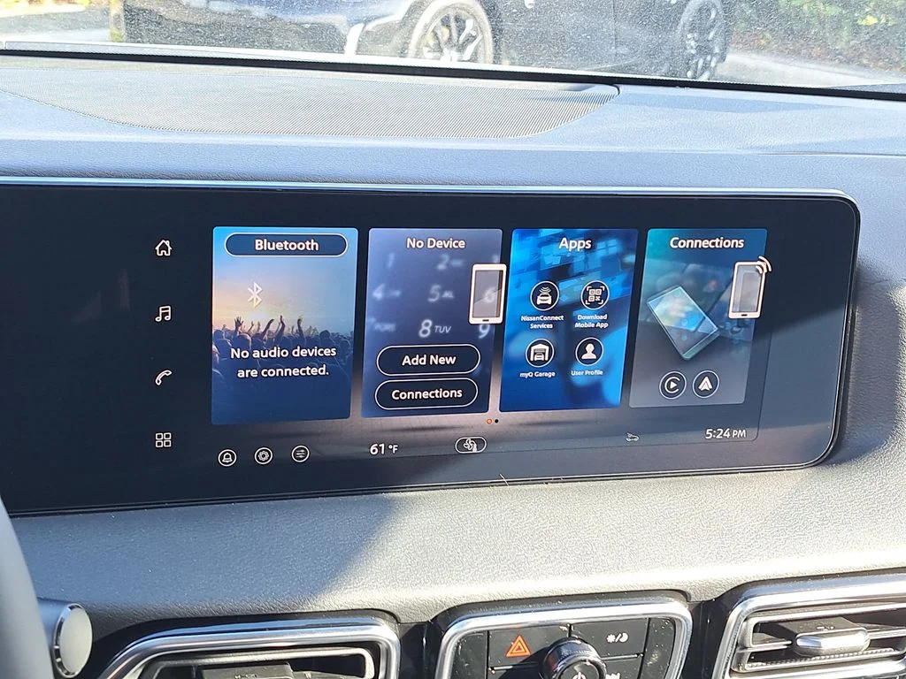New 2026 Gray Nissan SR image 28