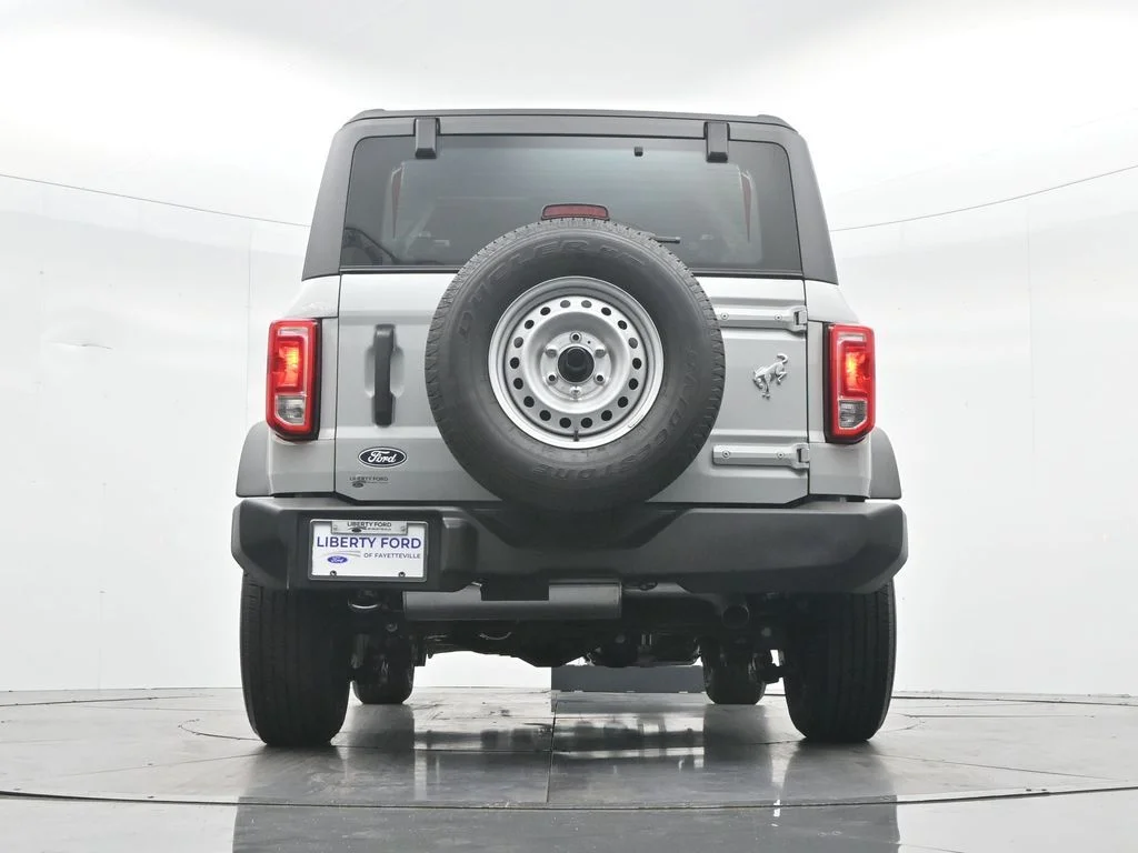New 2026 Avalanche Gray Ford Base image 39