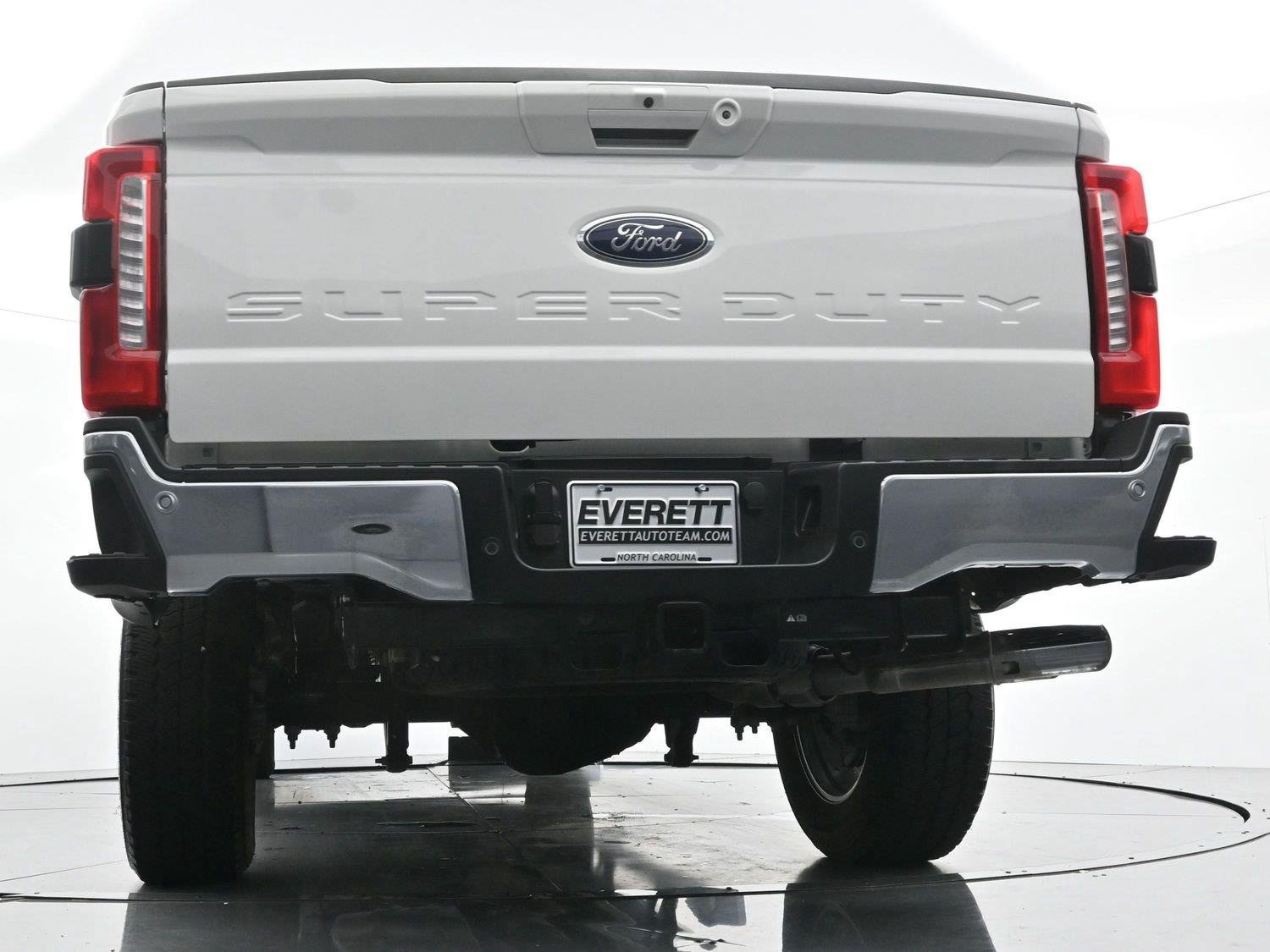 Used 2025 White Ford XL image 49