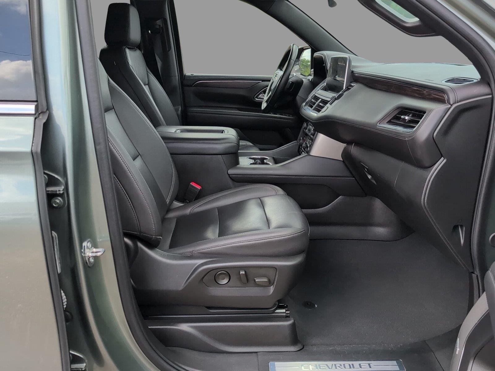 Used 2024 Silver Sage Metallic Chevrolet LT image 18