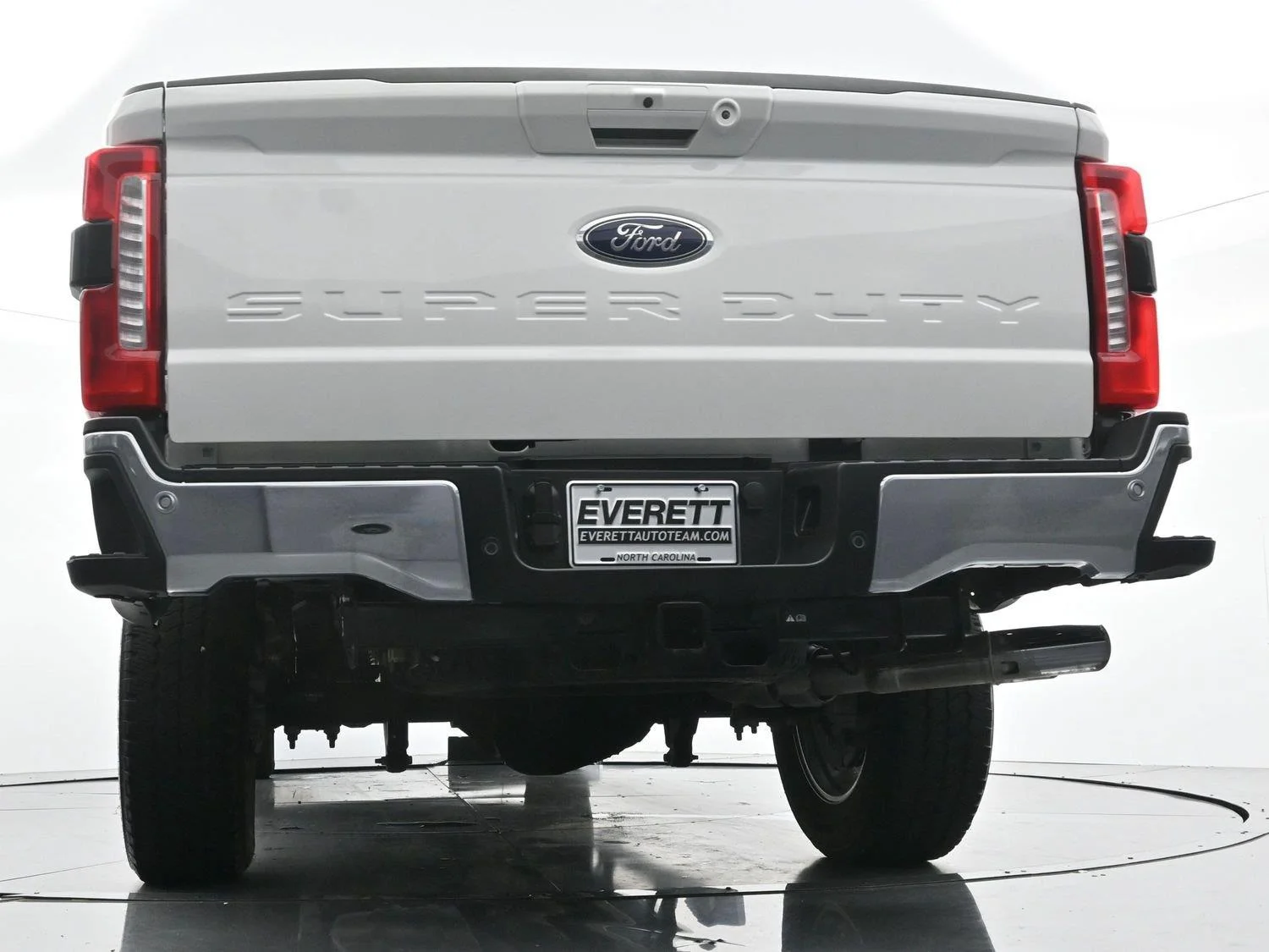 Used 2025 White Ford XL image 49