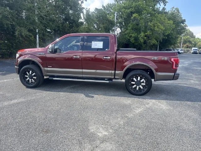 Used 2017  Ford Lariat image 8