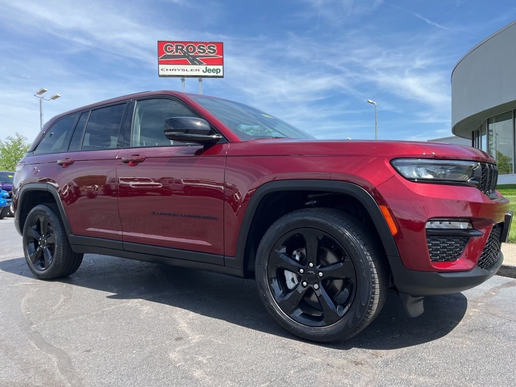 Used 2023 Velvet Jeep Limited image 48