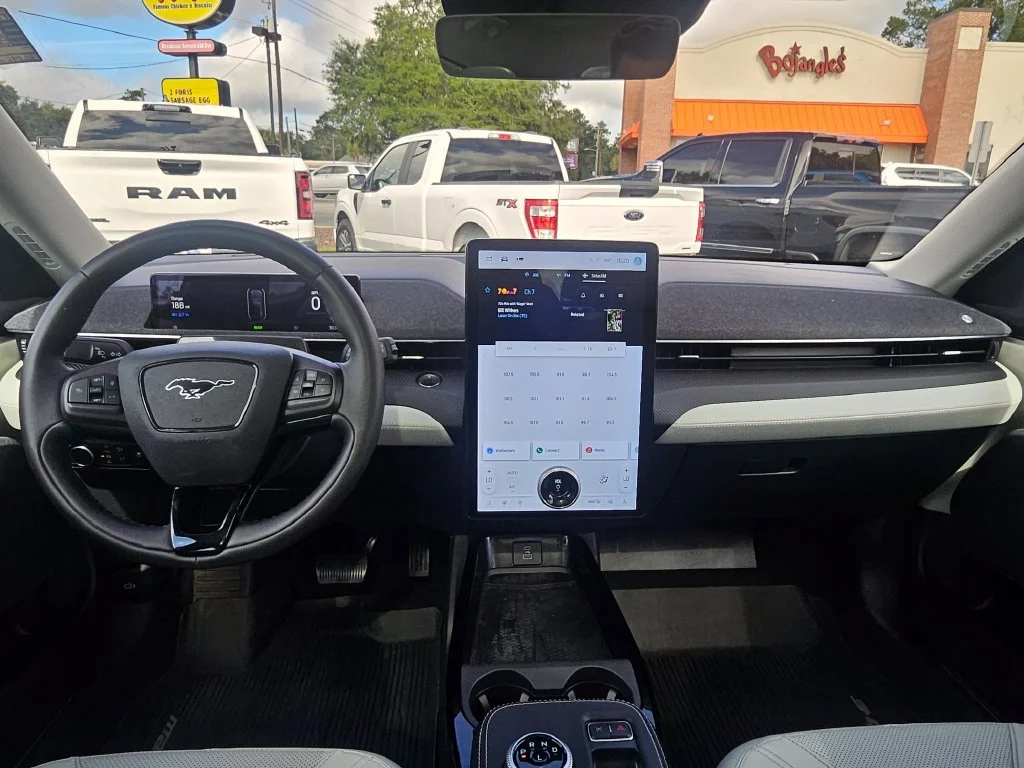 Certified Used 2023 White Ford Premium image 5