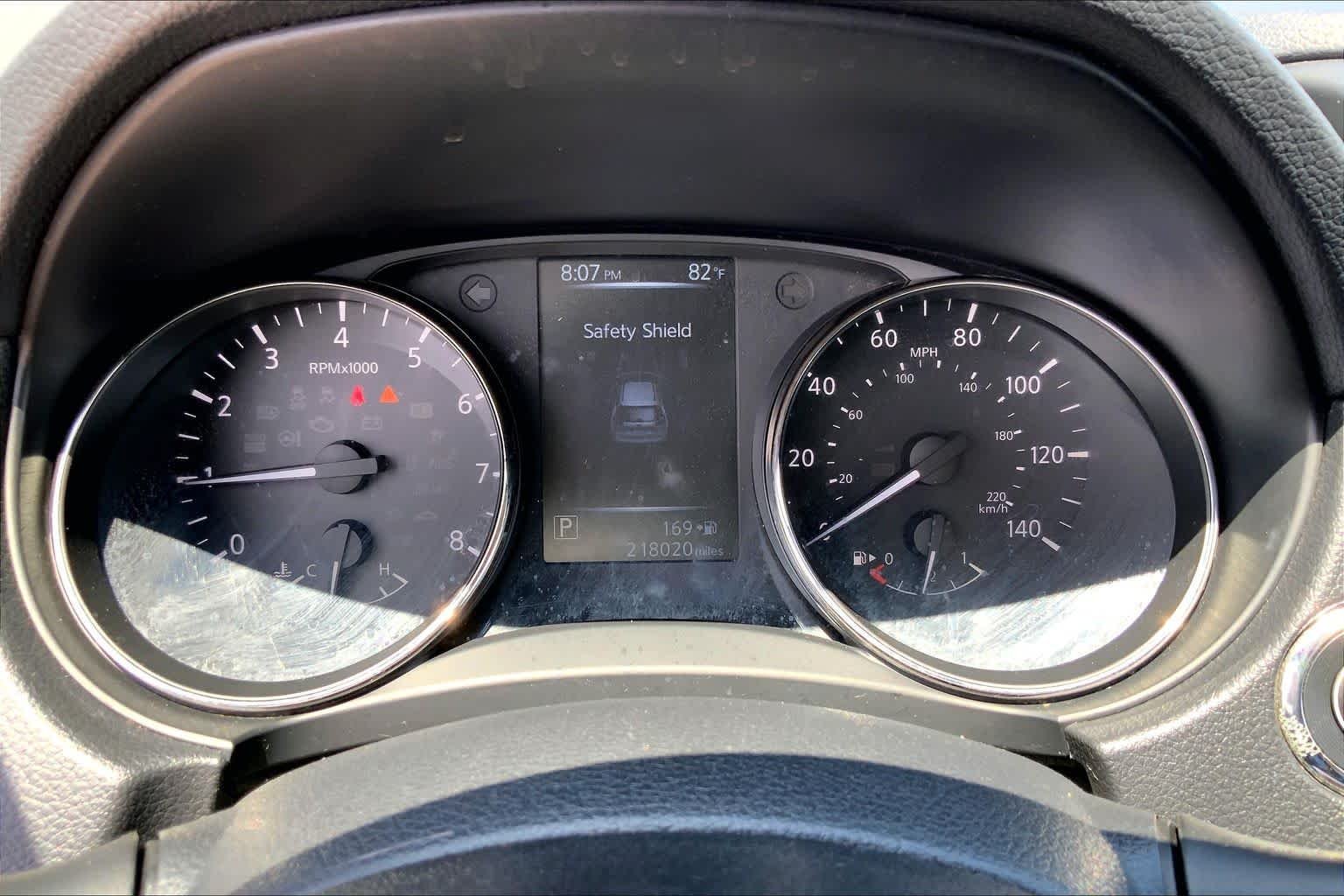 Used 2017 Glacier White Nissan SV image 24