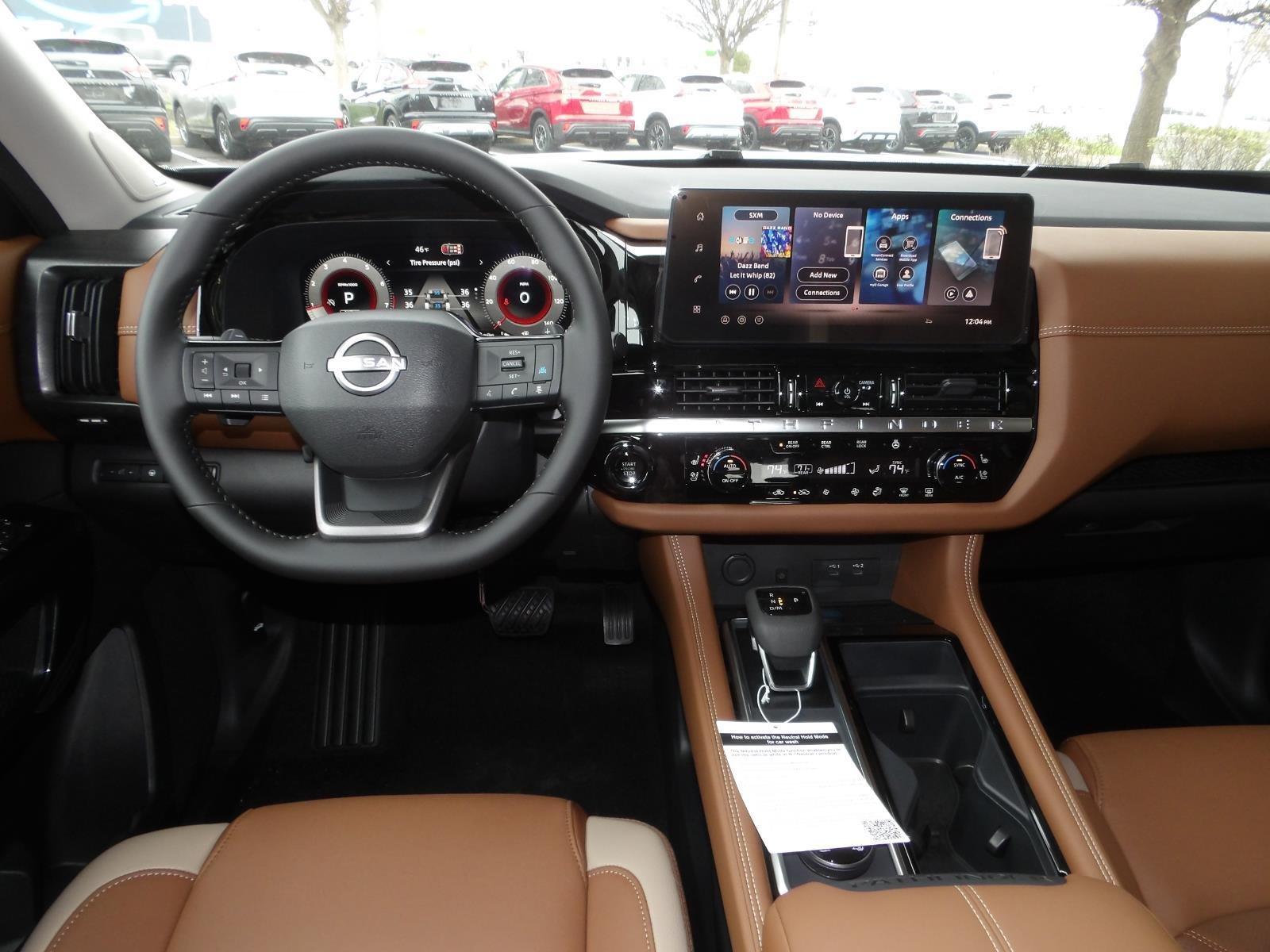 New 2026 Everest White Pearl Tricoat Nissan Platinum image 15