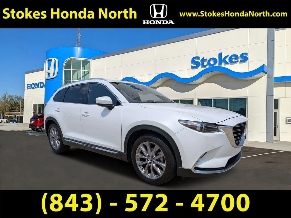 Used 2020 White Mazda Grand Touring image 1