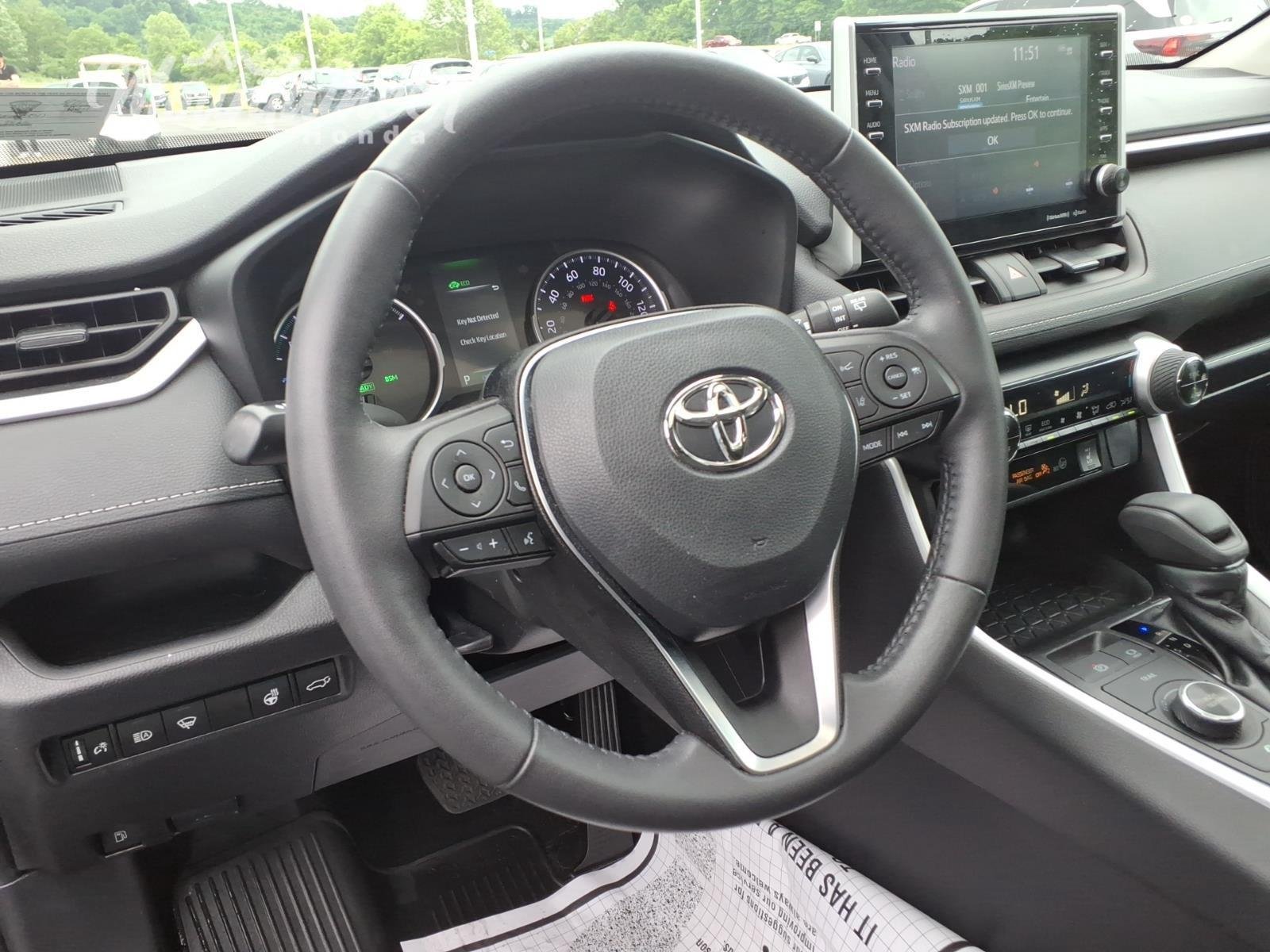 Used 2022 Magnetic Gray Metallic TOYOTA  image 11