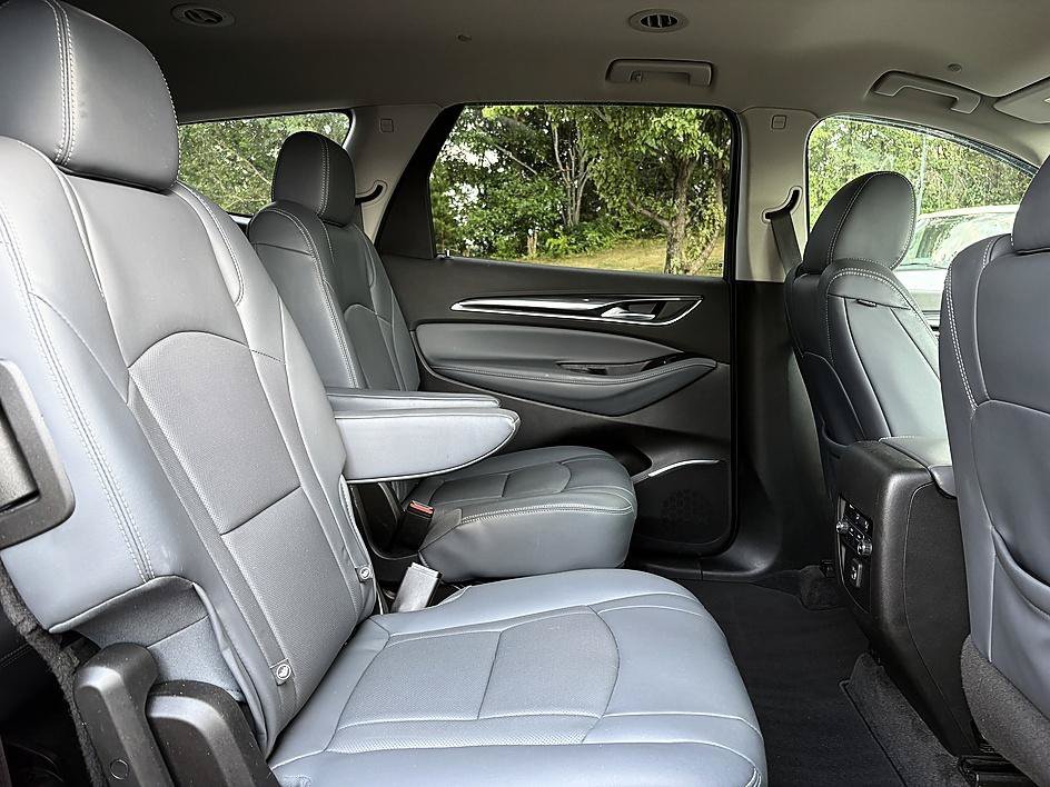 Used 2020 Red Quartz Tintcoat Buick Essence image 11