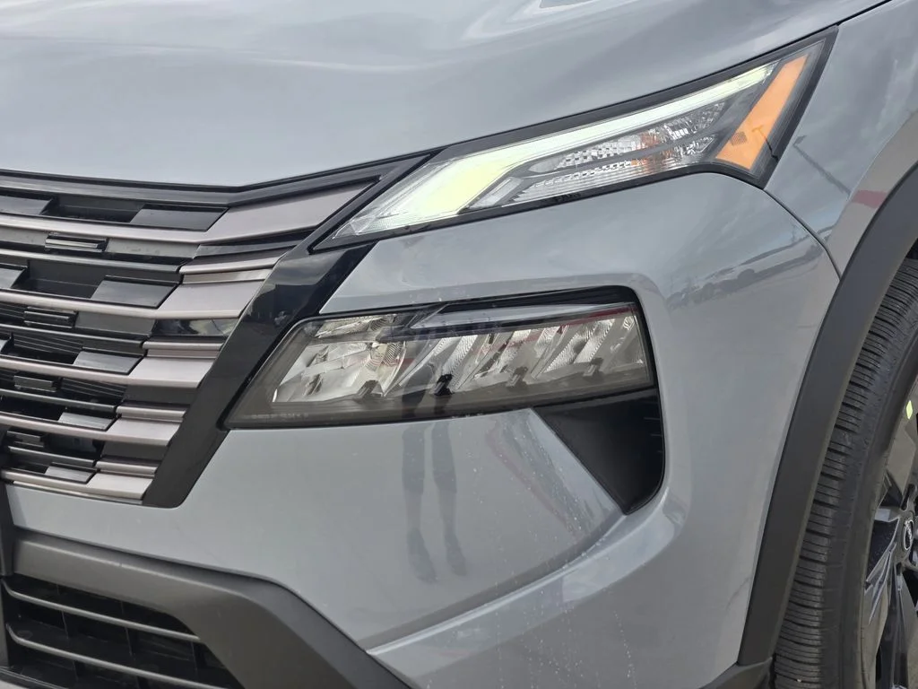 New 2026 Boulder Gray Pearl Nissan SV image 7