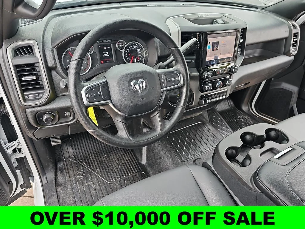 2025 RAM 3500 Chassis Tradesman - Photo 14