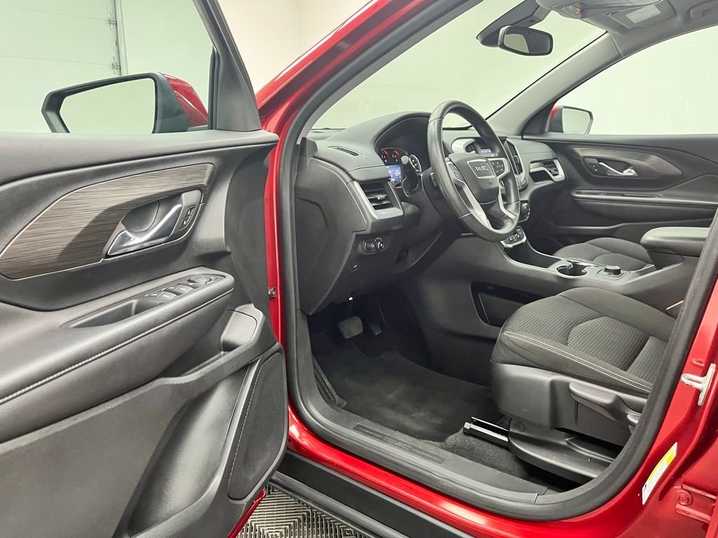 Used 2023 Volcanic Red GMC SLE image 16