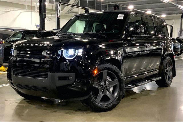 2026 Land Rover Defender 110 X-Dynamic SE