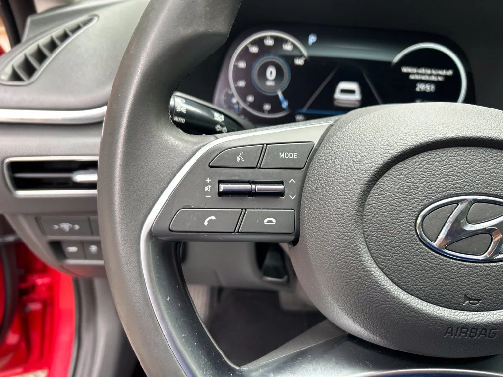 Used 2020 Red Hyundai SEL image 22