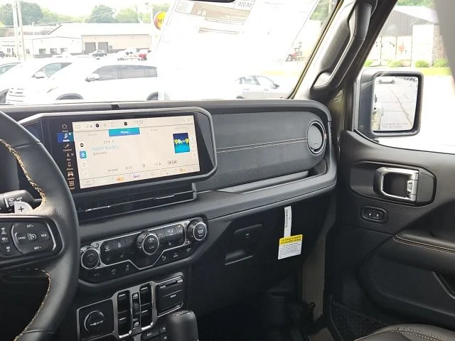 2025 Jeep Wrangler 4-Door Rubicon 392 Final Edition - Photo 32
