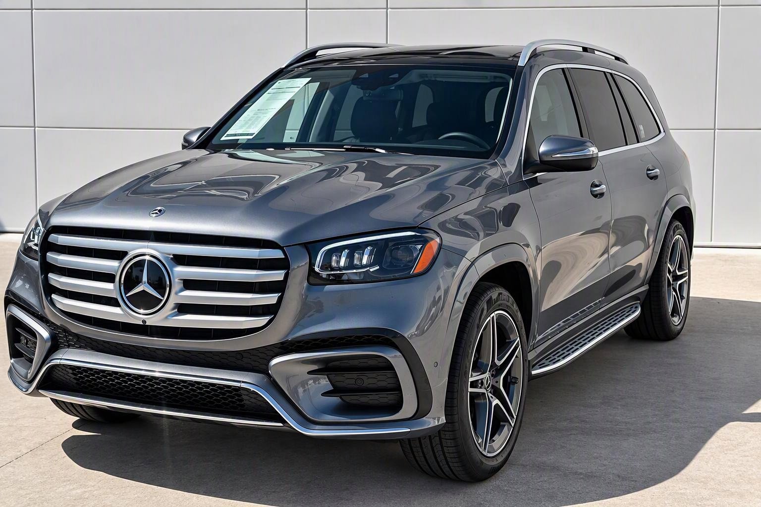 New 2026 Selenite Grey Metallic Mercedes-Benz GLS 450 image 3