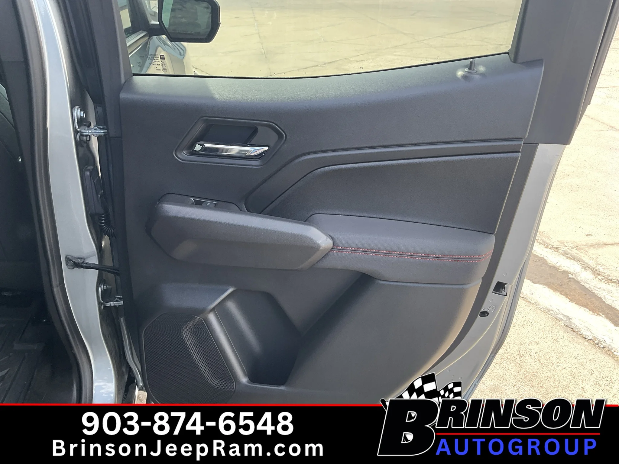 Used 2024 Sterling Gray Metallic Chevrolet 4WD Z71 image 29