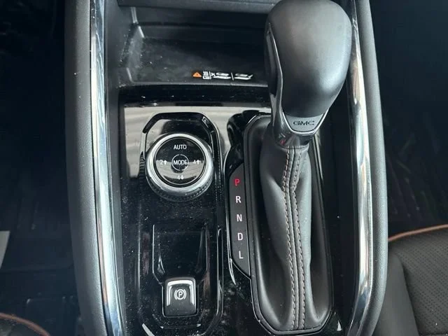 Used 2026 Summit White GMC AT4 image 13