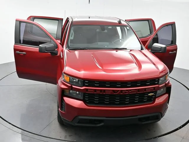 Used 2021 CHERRY RED TINTCOAT Chevrolet Custom image 38