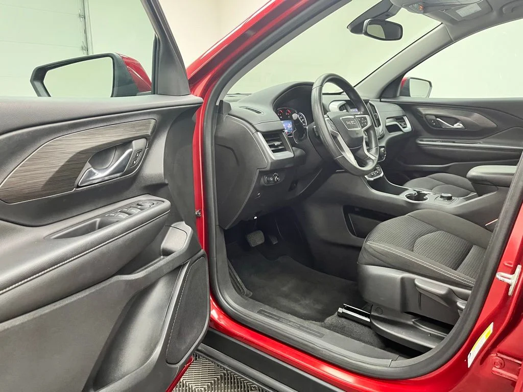 Used 2023 Red GMC SLE image 16