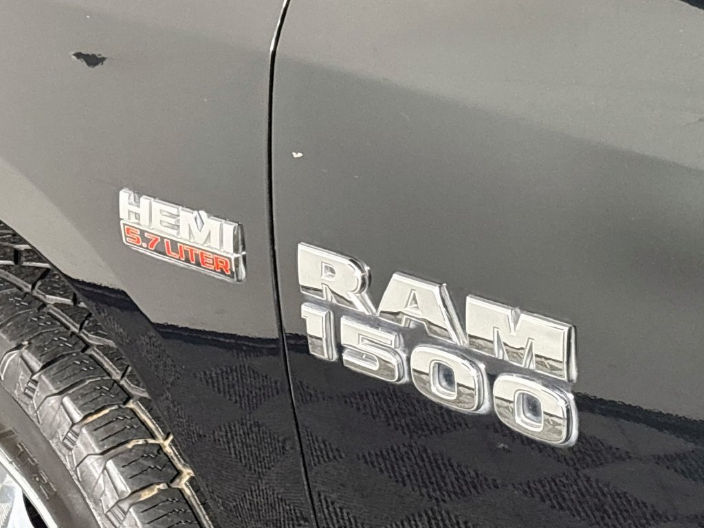 Used 2017 Black / Forest Green Ram Big Horn image 23