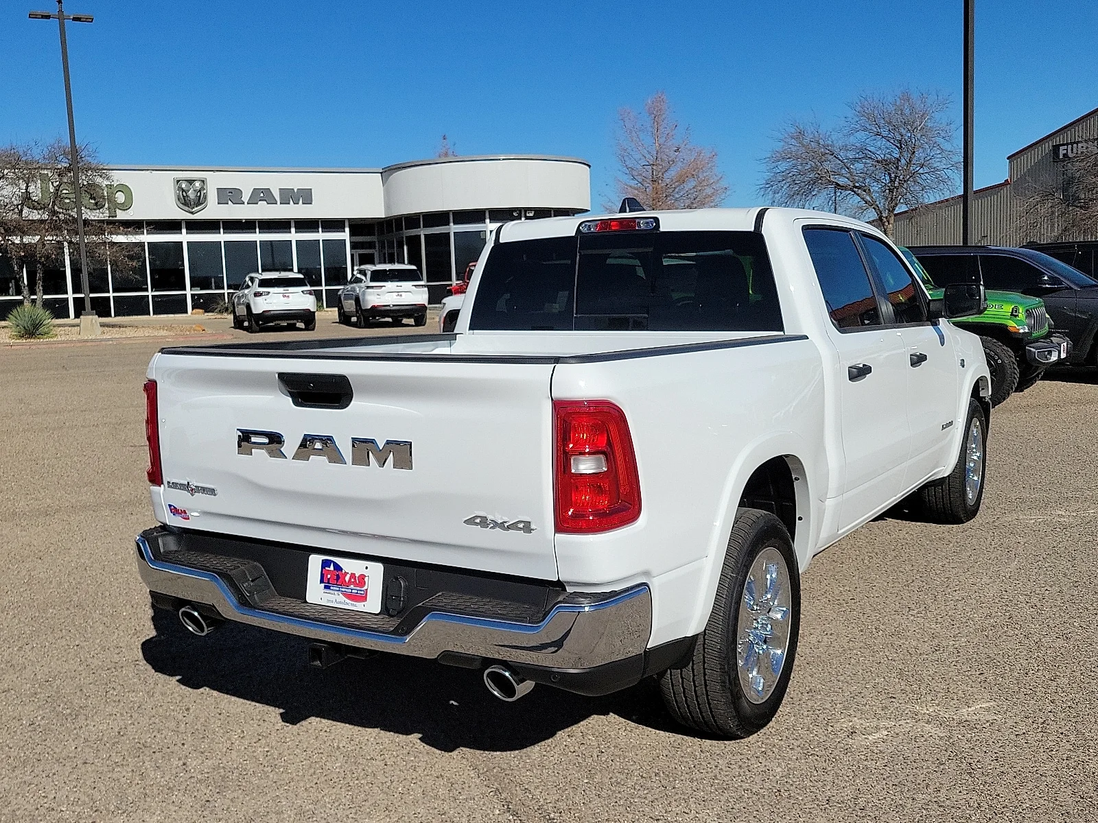 New 2026 PW7 Bright Whit Ram LONE STAR CREW CAB 4X4 5