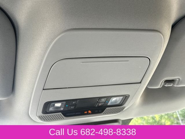 Used 2023 White Ford XLT image 30