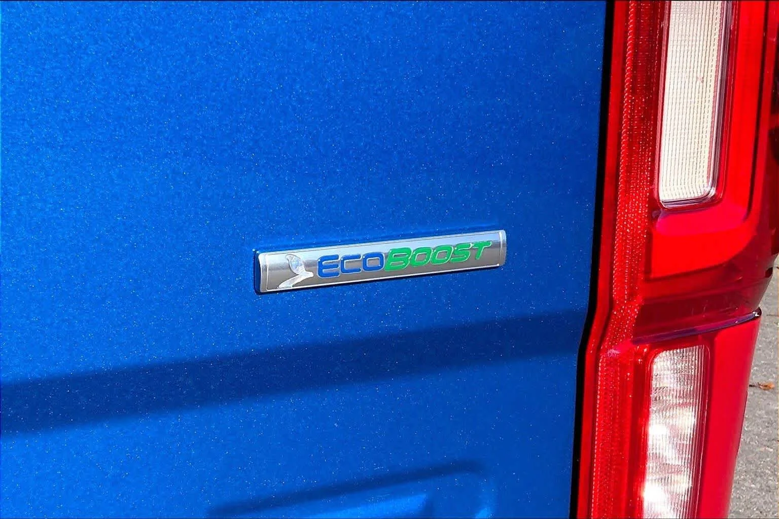 Certified Used 2019 Blue Ford XLT image 10