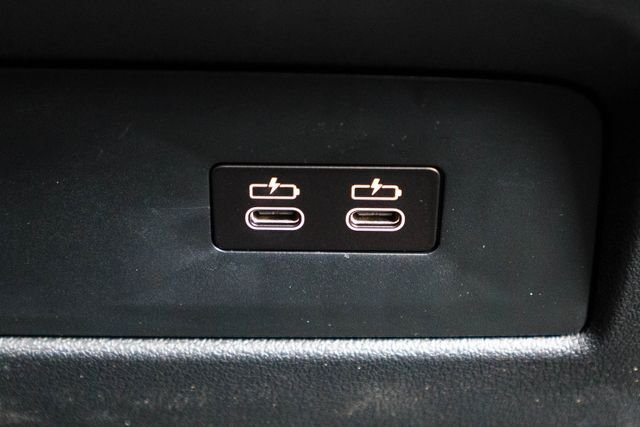 New 2027 Black Sapphire Metallic BMW M60i image 37