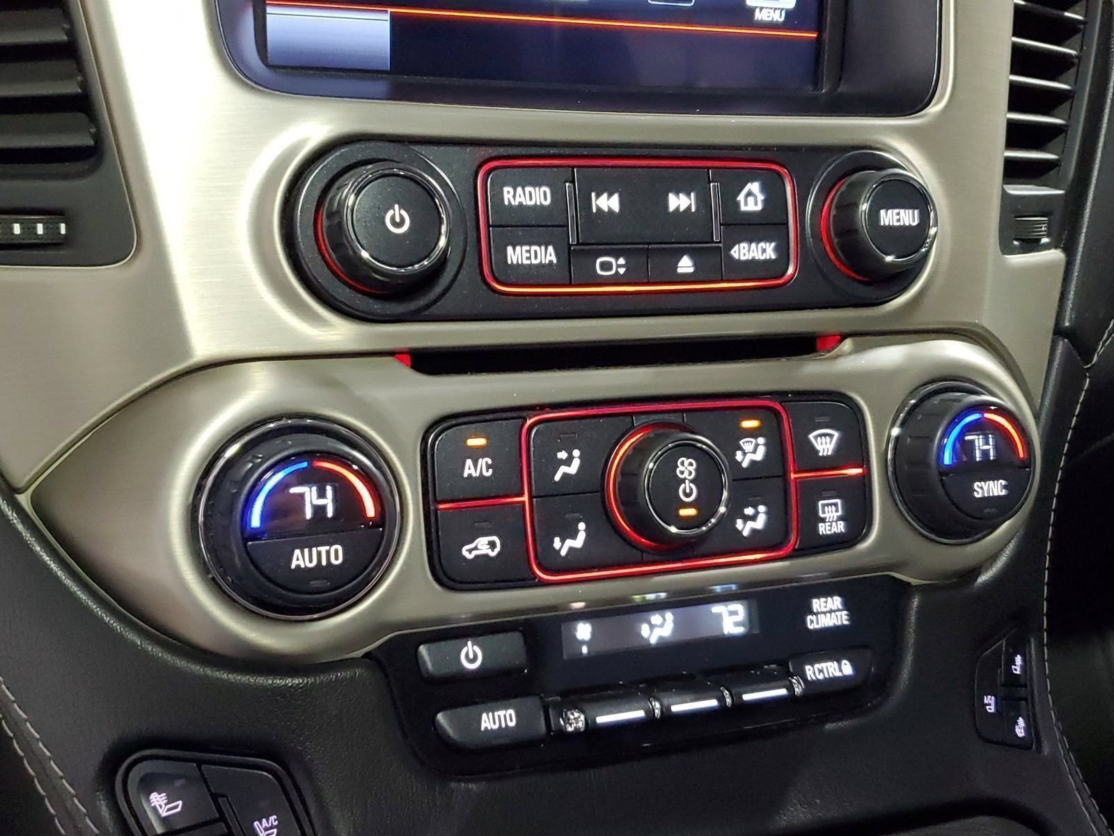 Used 2015 Black GMC Denali image 27