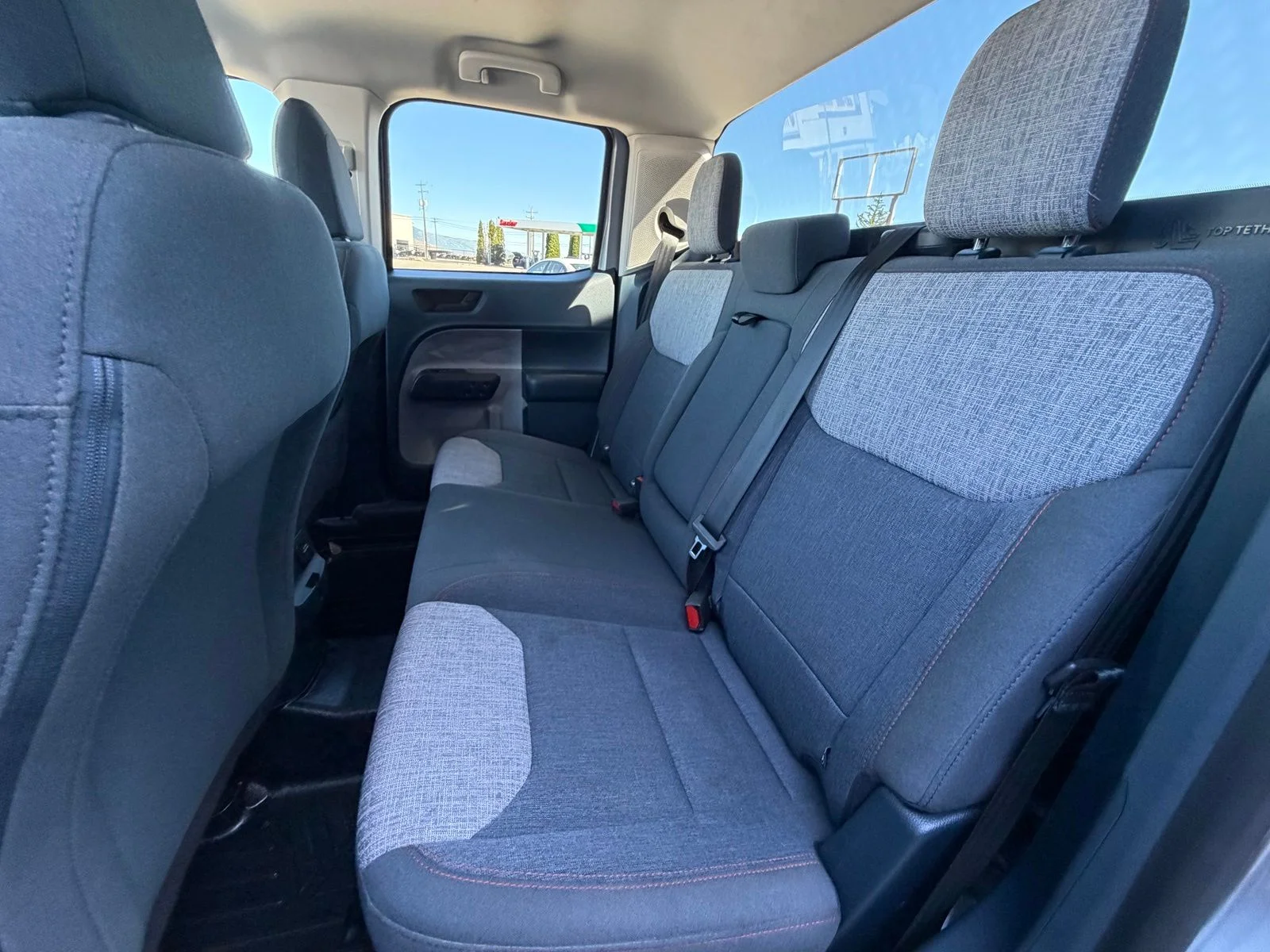 Used 2022 Silver Ford XLT image 26