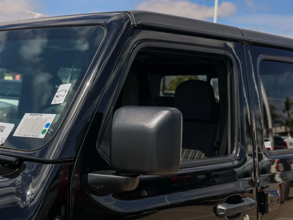 New 2026 Black Clear-Coat Exterior Paint Jeep 85th Anniversary Edition image 12