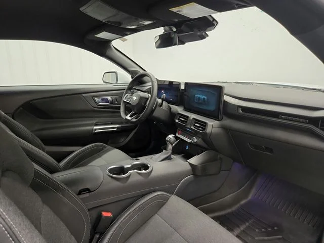 Used 2025 White Ford GT image 29