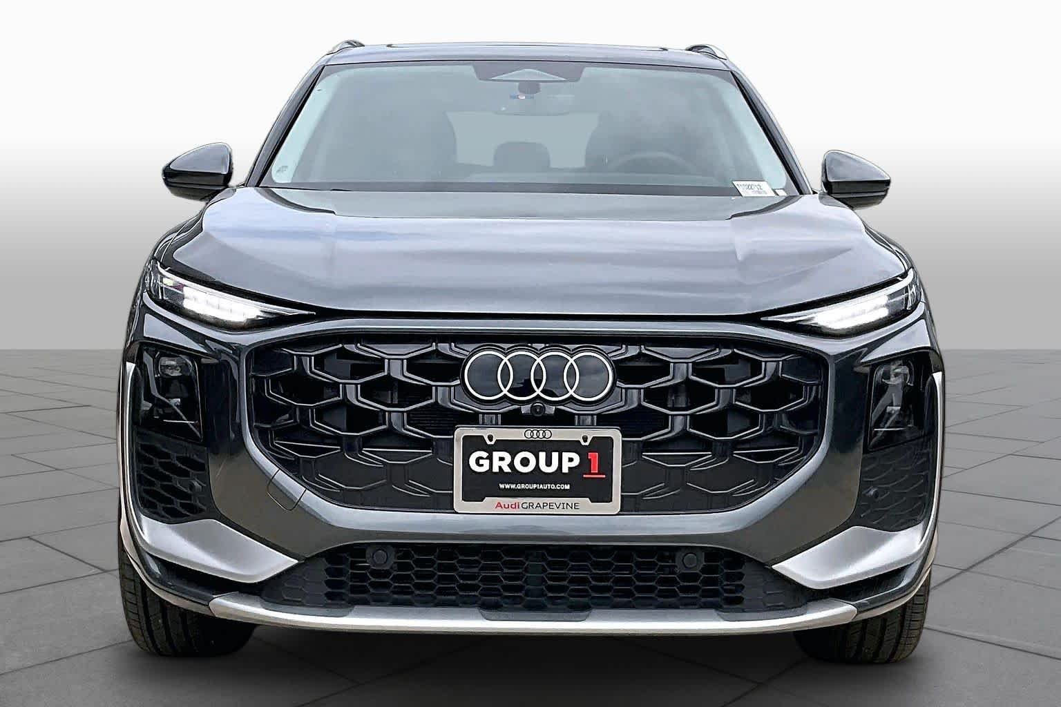 Used 2026 Daytona Gray Pearl Effect Audi S line image 4